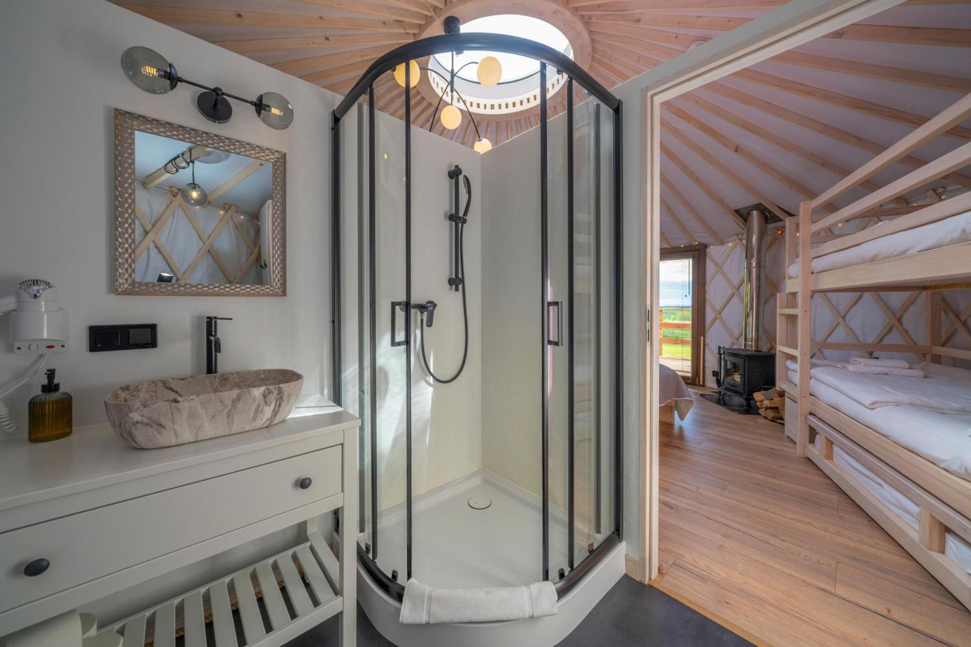 Dom W Domu - Izera Glamping Bed & Breakfast Gajowka  ห้อง รูปภาพ