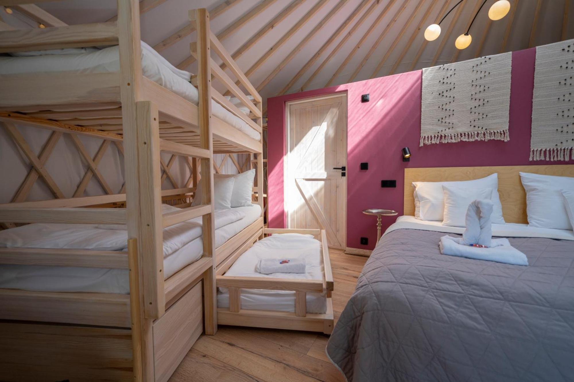 Dom W Domu - Izera Glamping Bed & Breakfast Gajowka  ห้อง รูปภาพ